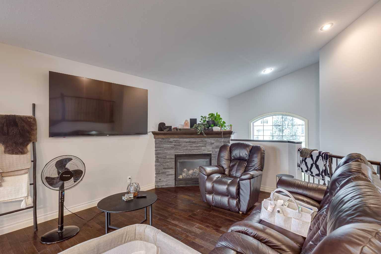 Blackfalds, AB T4M 0J1,4936 Aspen Lake BLVD