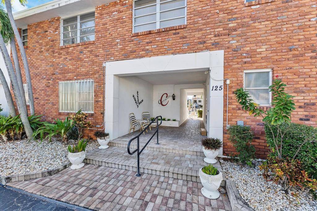 Fort Lauderdale, FL 33301,125 Isle Of Venice Dr #10