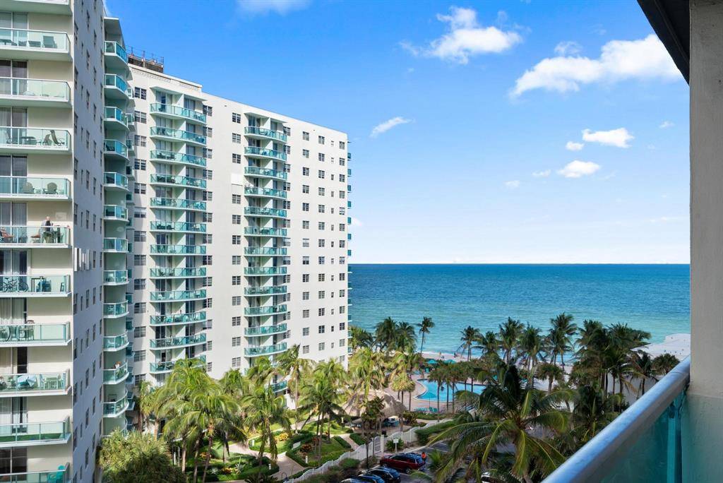 Hollywood, FL 33019,4001 S Ocean Dr #8E