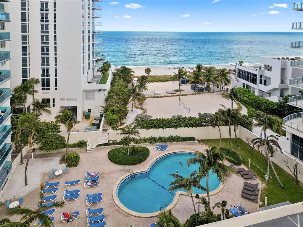Hollywood, FL 33019,4001 S Ocean Dr #8E