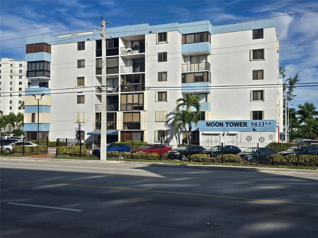 Miami, FL 33126,5033 NW 7th St #508