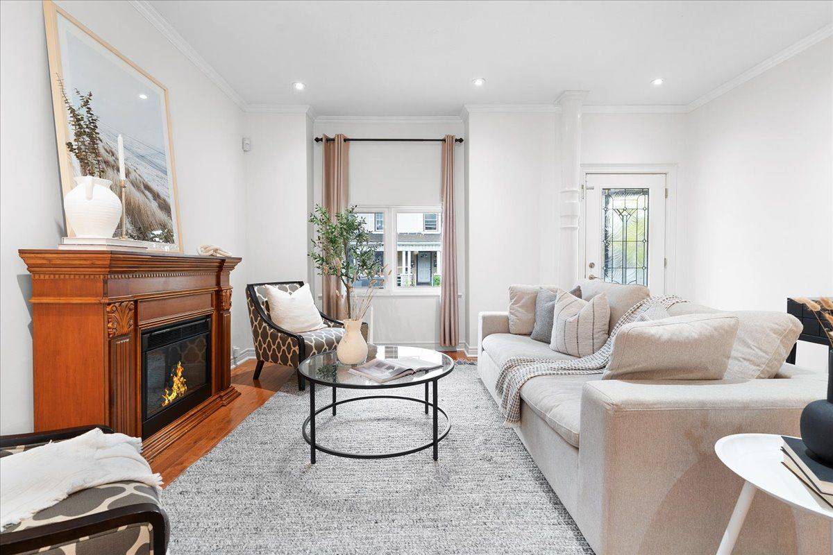 Hamilton, ON L8L 5L3,336 Emerald ST N