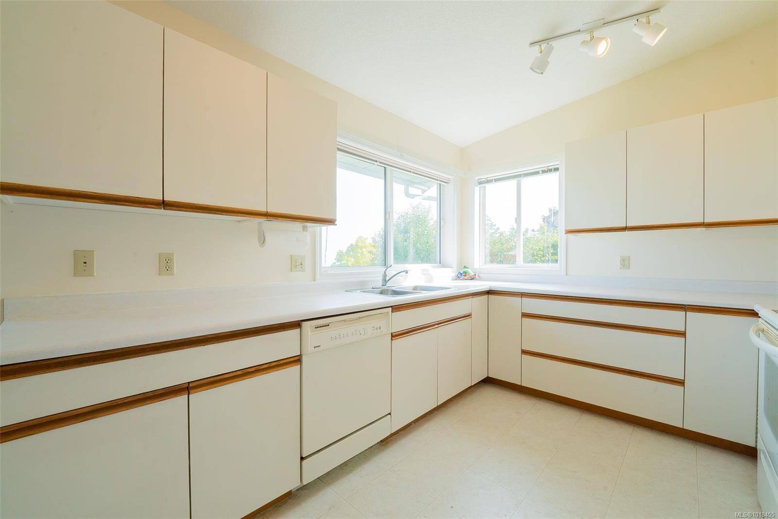 Nanaimo, BC V9V 1H5,148 Sand Piper Pl