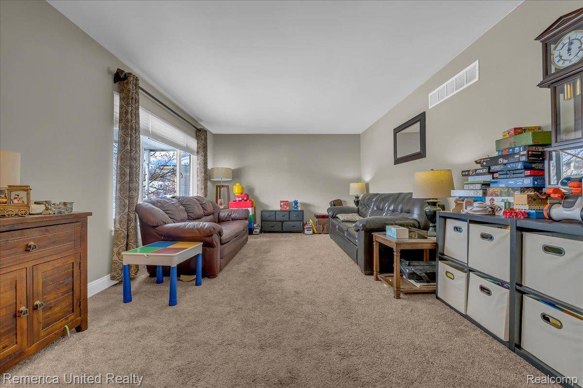 Canton, MI 48187,1736 Morrison BLVD