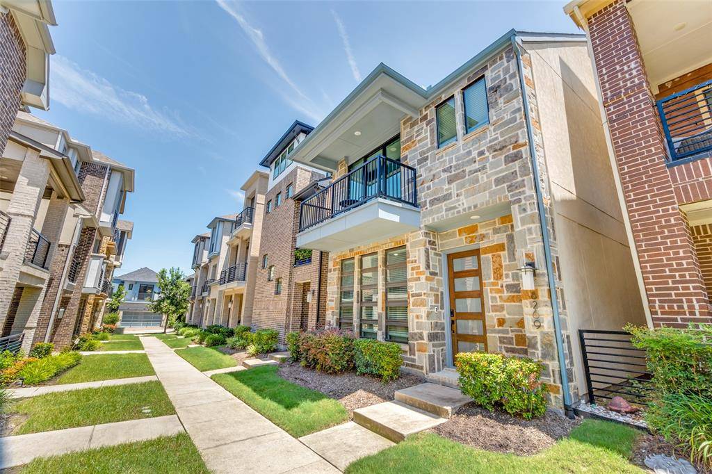 Dallas, TX 75231,8269 Laflin Lane