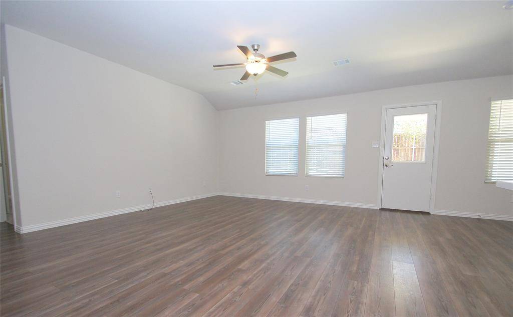 Lake Dallas, TX 75065,767 Hawthorne Lane