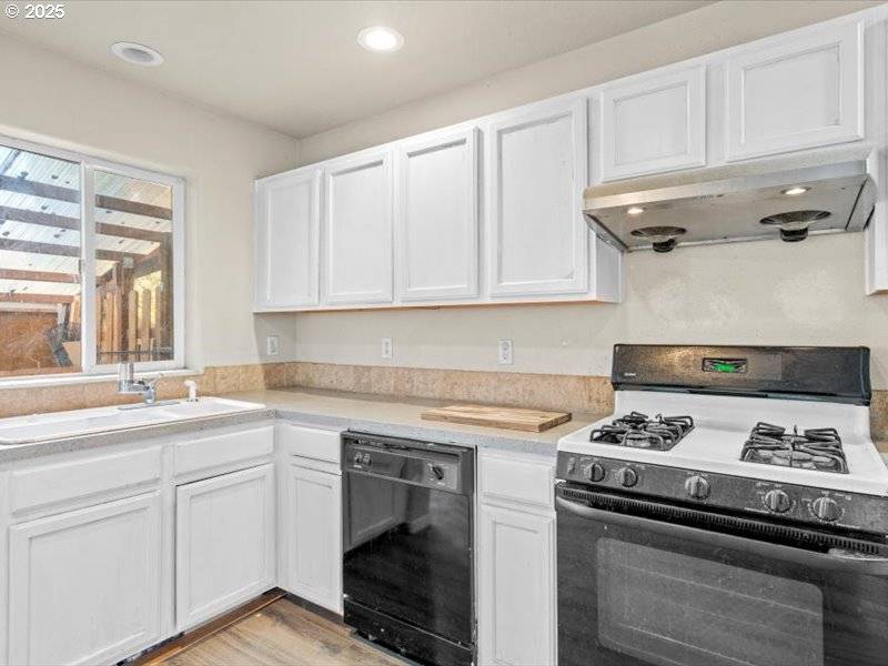 Portland, OR 97266,2769 SE 85TH AVE