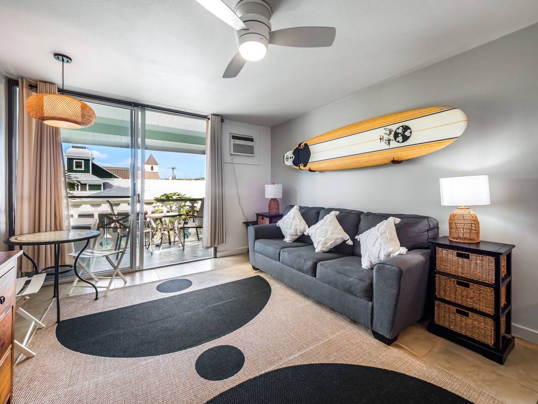 Kailua-kona, HI 96740,75-5776 KUAKINI HWY #341