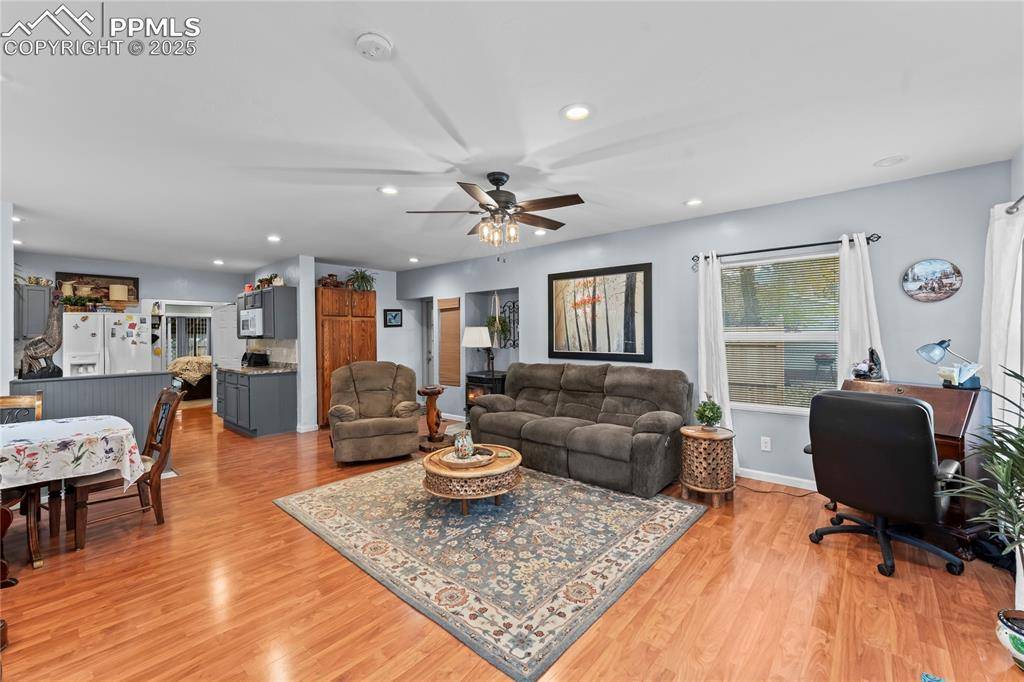 Colorado Springs, CO 80905,521 E Brookside ST