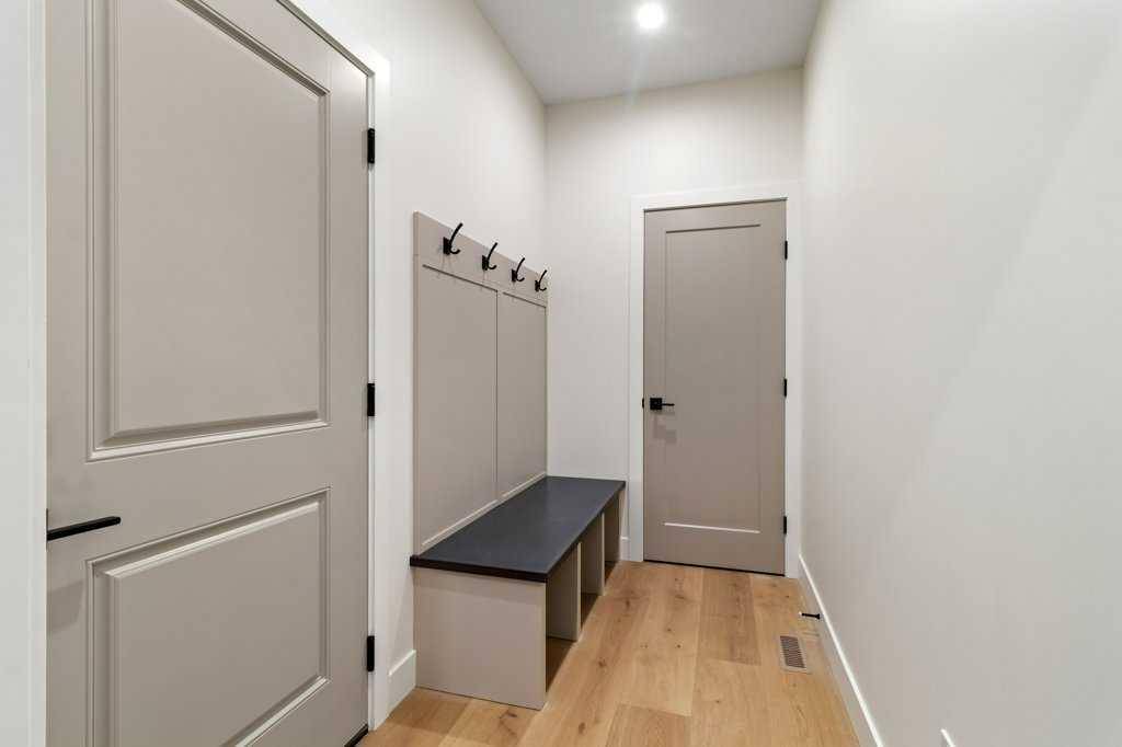 Blackfalds, AB T4M 0N3,10 Aura DR