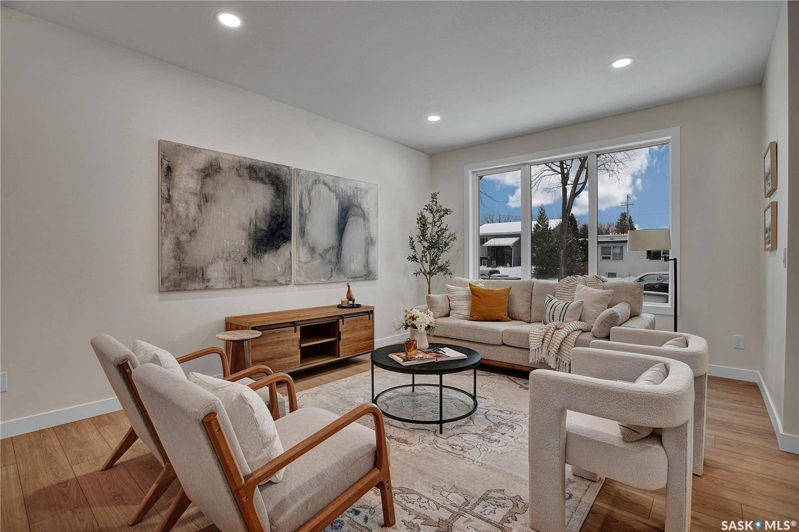 Saskatoon, SK S7H 2H3,1401 Cairns AVENUE