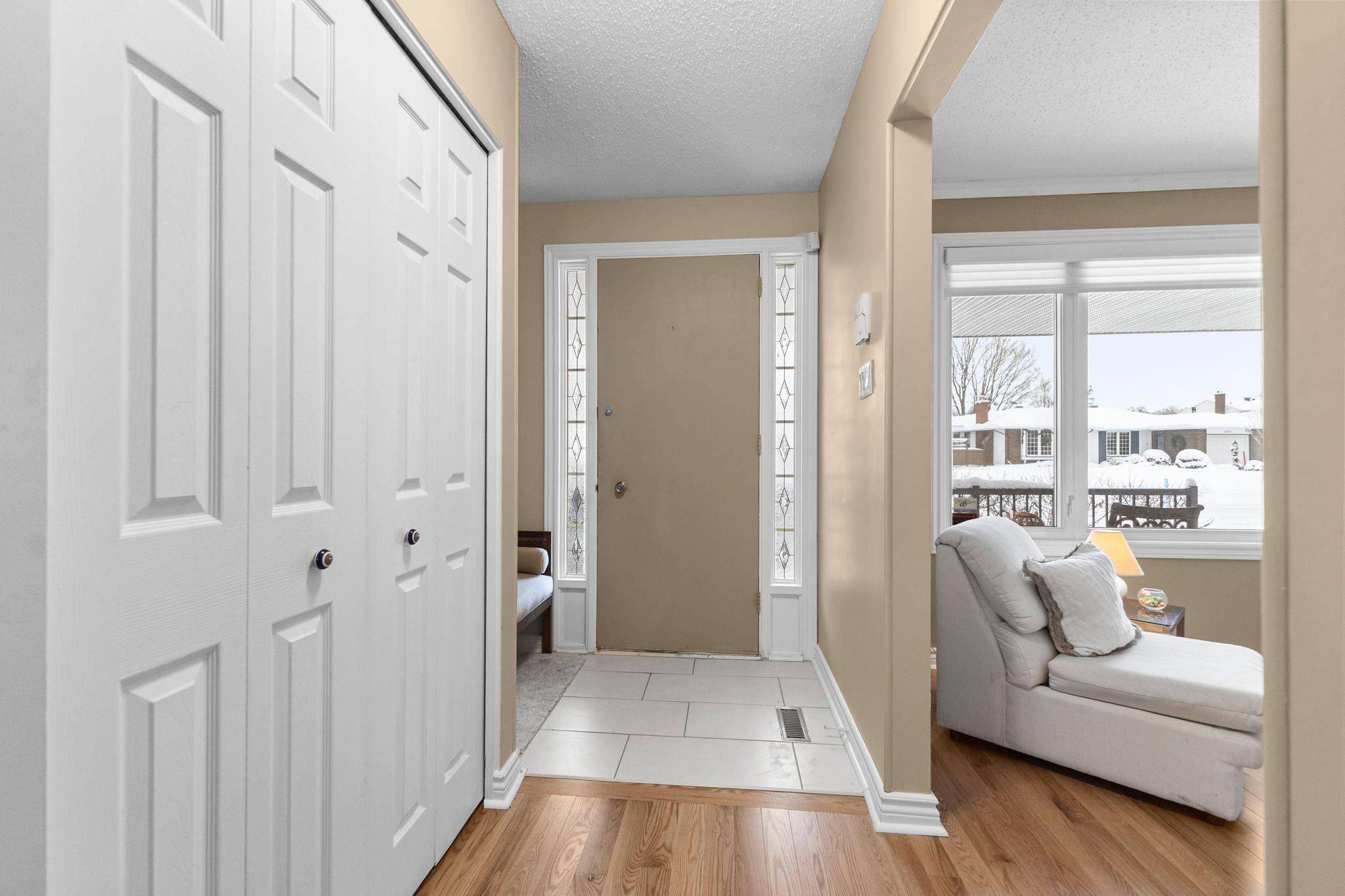 Beacon Hill North - South And Area, ON K1J 6L3,2143 Hubbard CRES