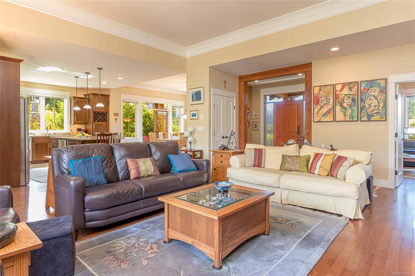 Qualicum Beach, BC V9K 1K6,598 Arbutus St