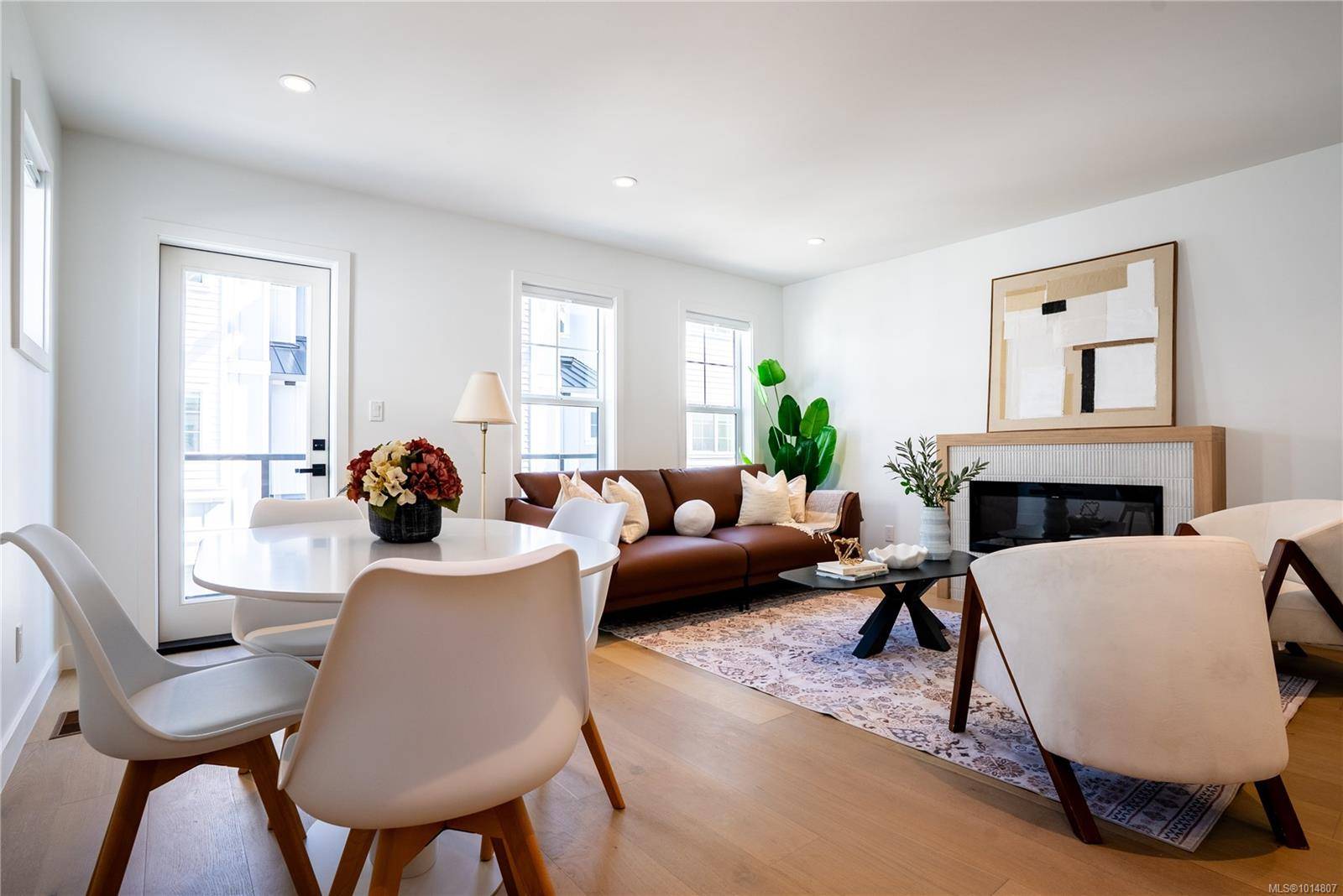 Saanich, BC V8P 3Z8,3907 Cedar Hill Rd #Unit 3