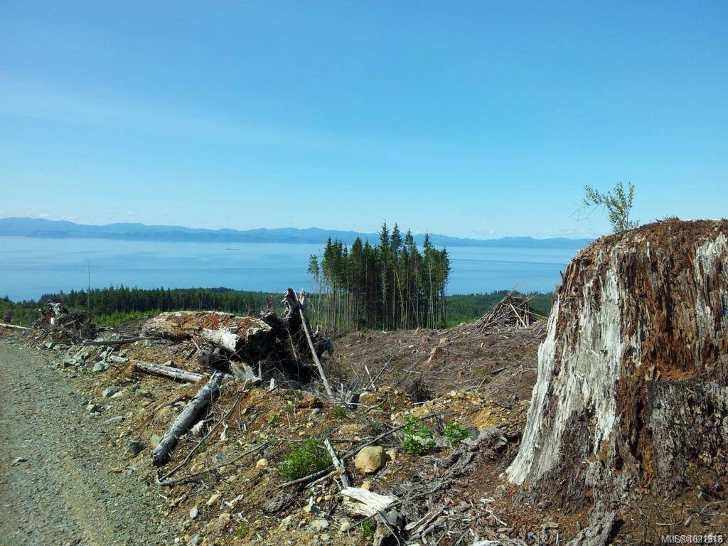 Sooke, BC V8R 6G1,725 Jordan River Main Rd #DL