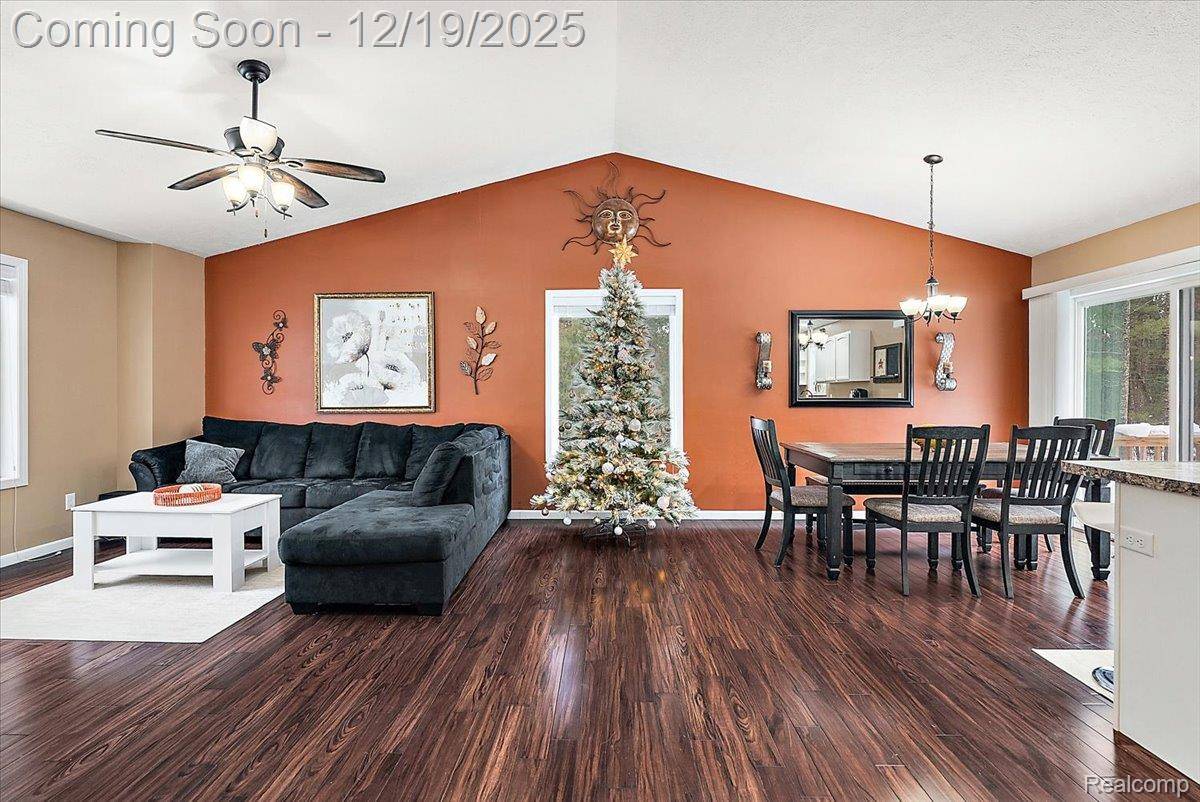 Hamilton, MI 49419,3249 Centennial Oak DR