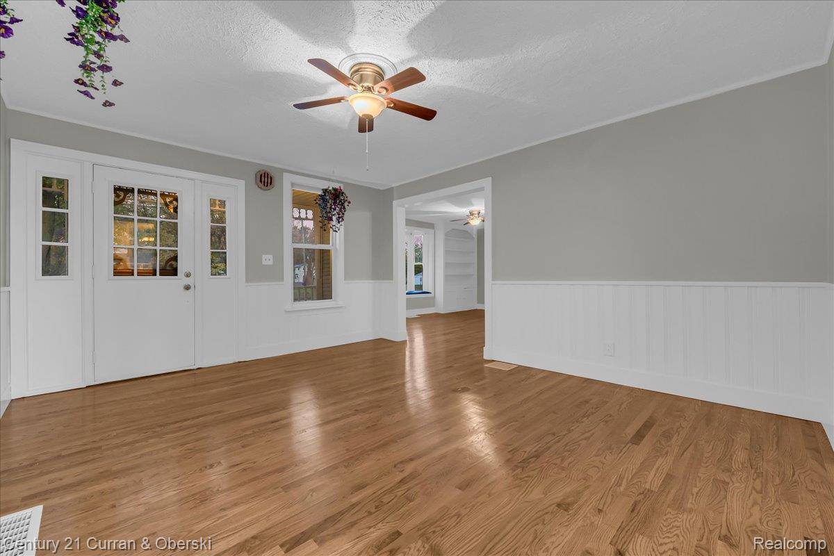 Van Buren, MI 48111,6315 Denton RD