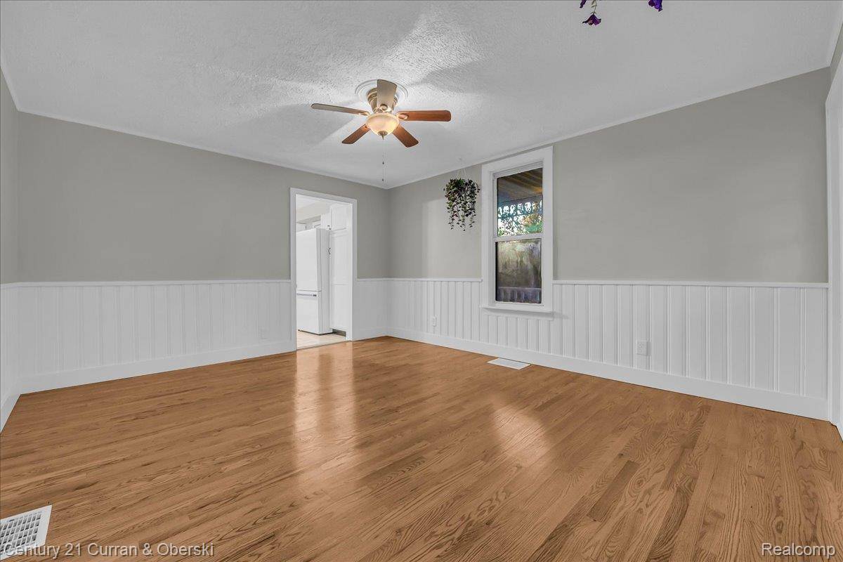 Van Buren, MI 48111,6315 Denton RD