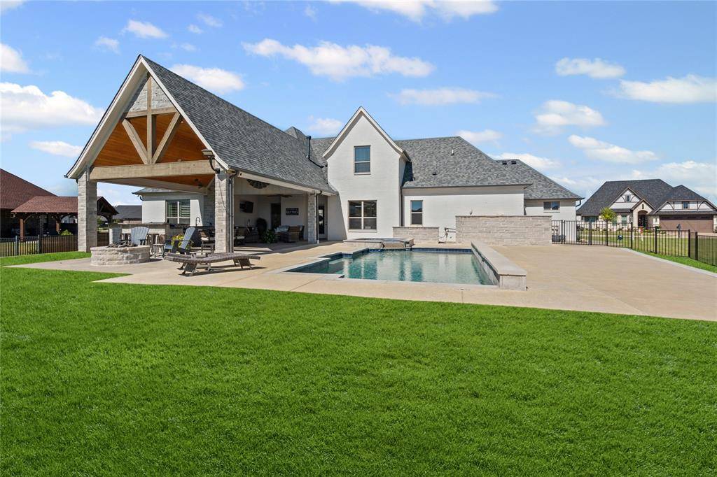 Granbury, TX 76049,6205 Beretta Court