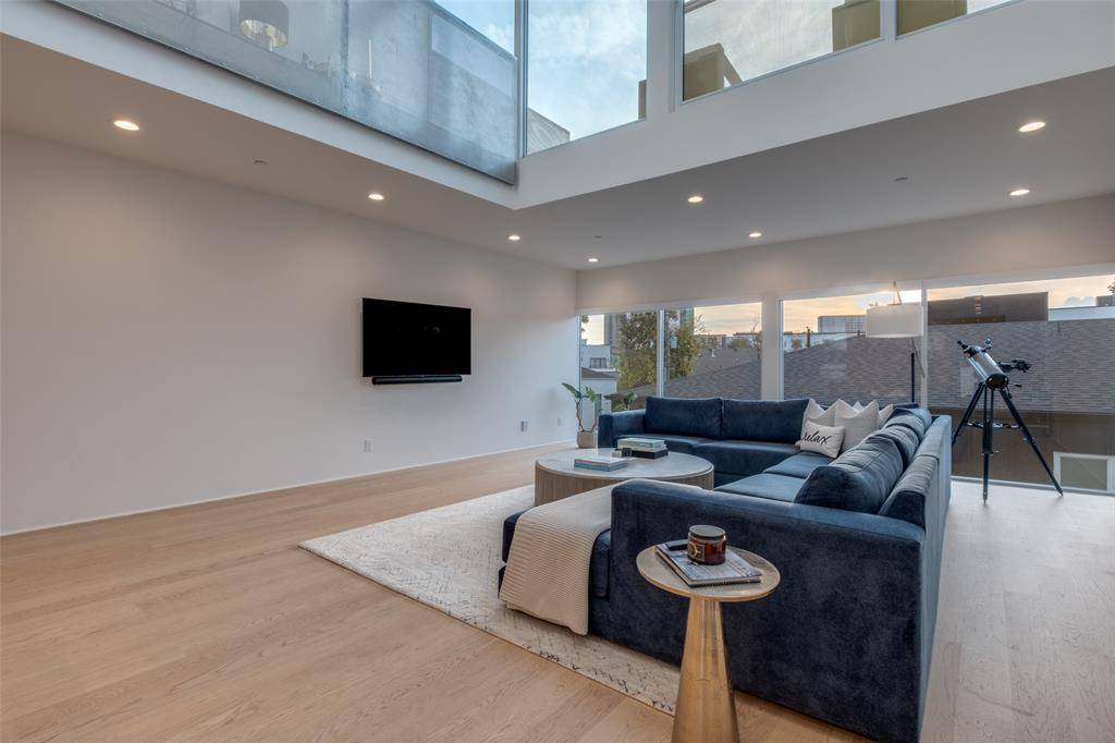 Dallas, TX 75204,4626 Coles Manor Place #103