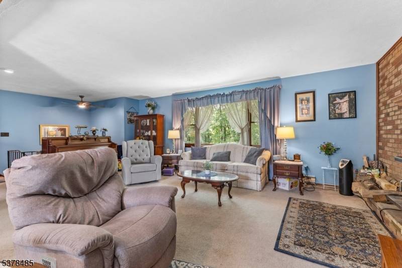 Hope Twp., NJ 07825,12 Locust Lake Rd