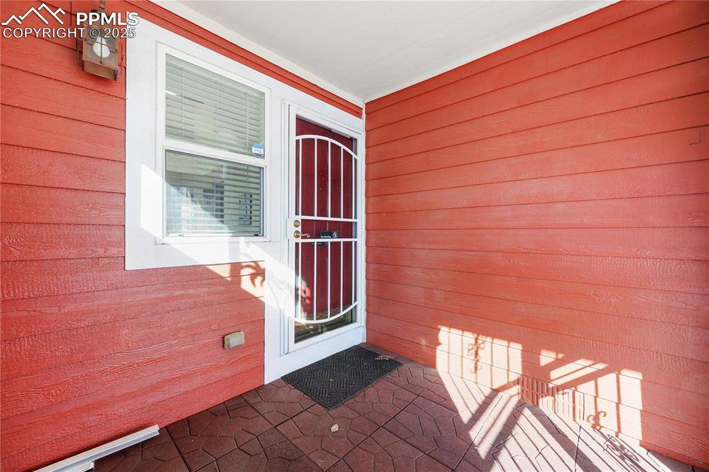 Colorado Springs, CO 80922,5208 Prairie Grass LN