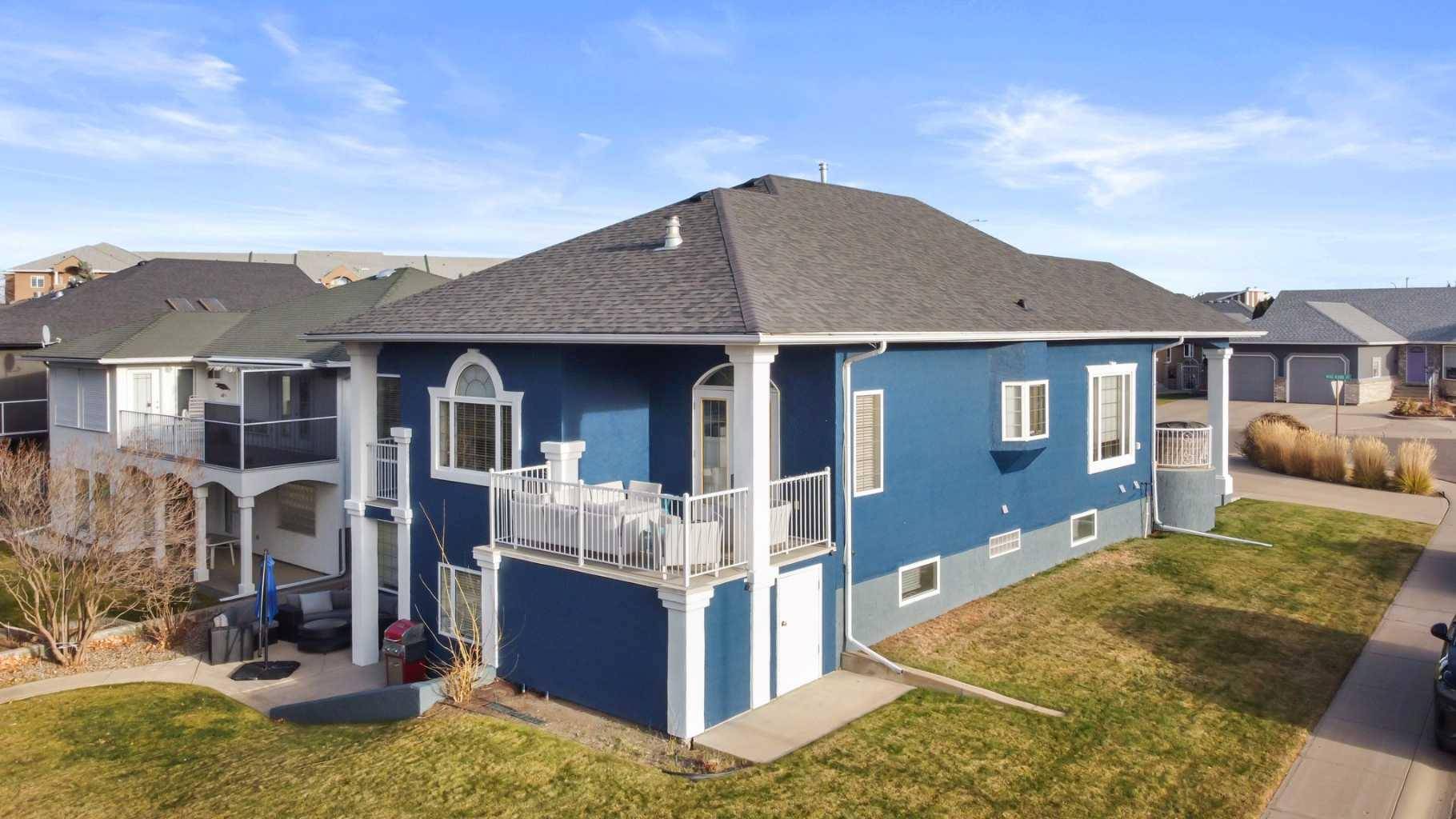 Medicine Hat, AB T1B4G8,2 Vintage Meadows CT SE