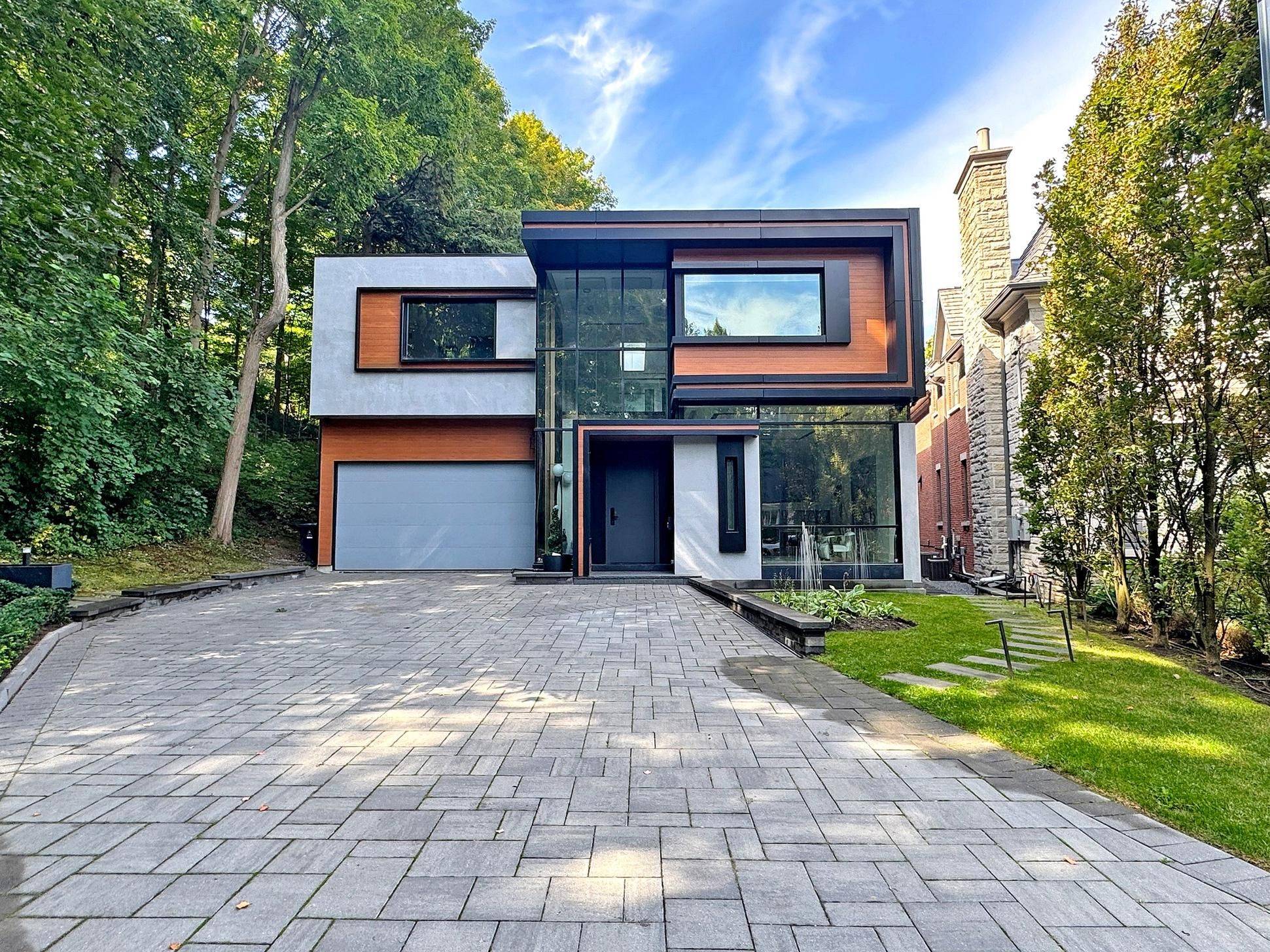 Toronto C12, ON M4N 3E3,12 Winton RD