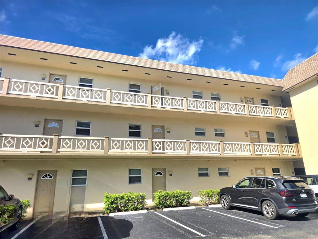 Lauderdale Lakes, FL 33319,3531 NW 50th Ave #609