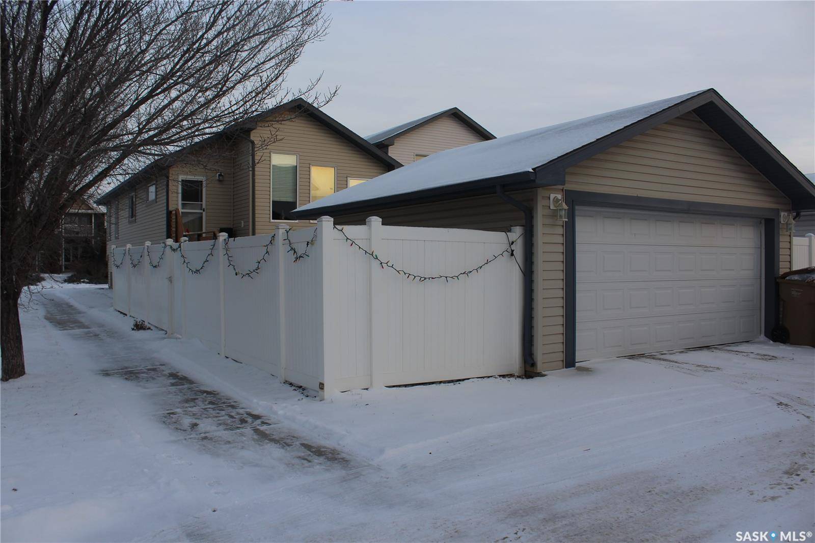 Regina, SK S4V 1P2,3330 Green Moss LANE