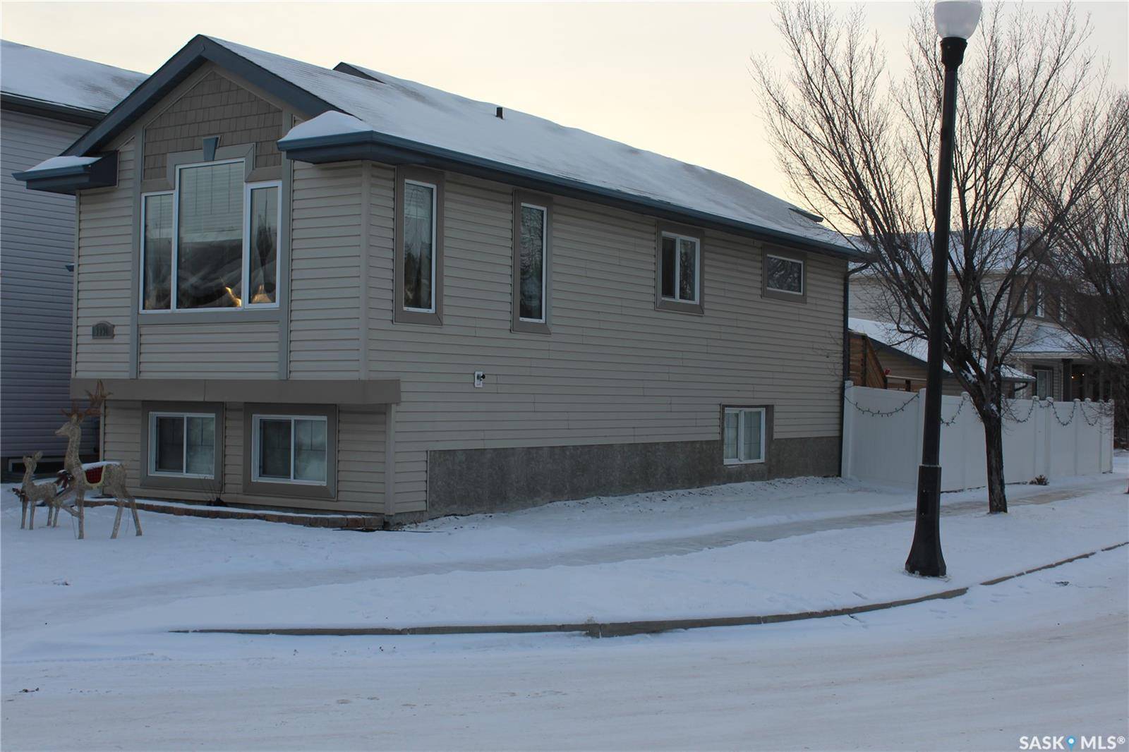 Regina, SK S4V 1P2,3330 Green Moss LANE