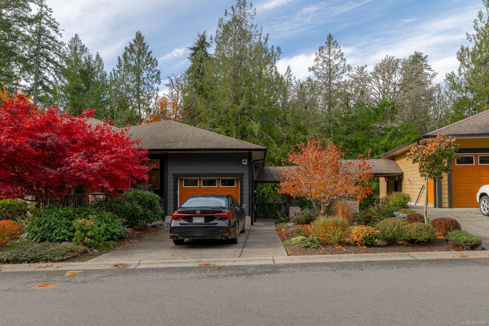 Sooke, BC V9Z 1K3,2363 Demamiel Dr #13