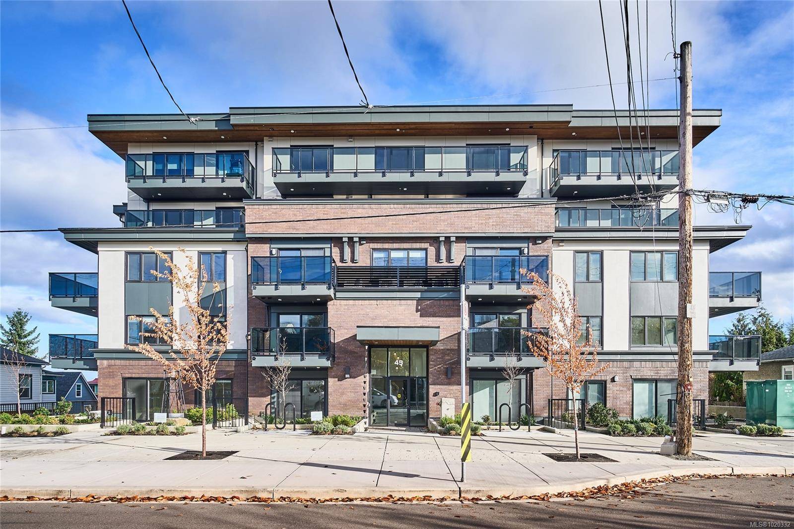 Nanaimo, BC V9R 4V6,45 Haliburton St #105