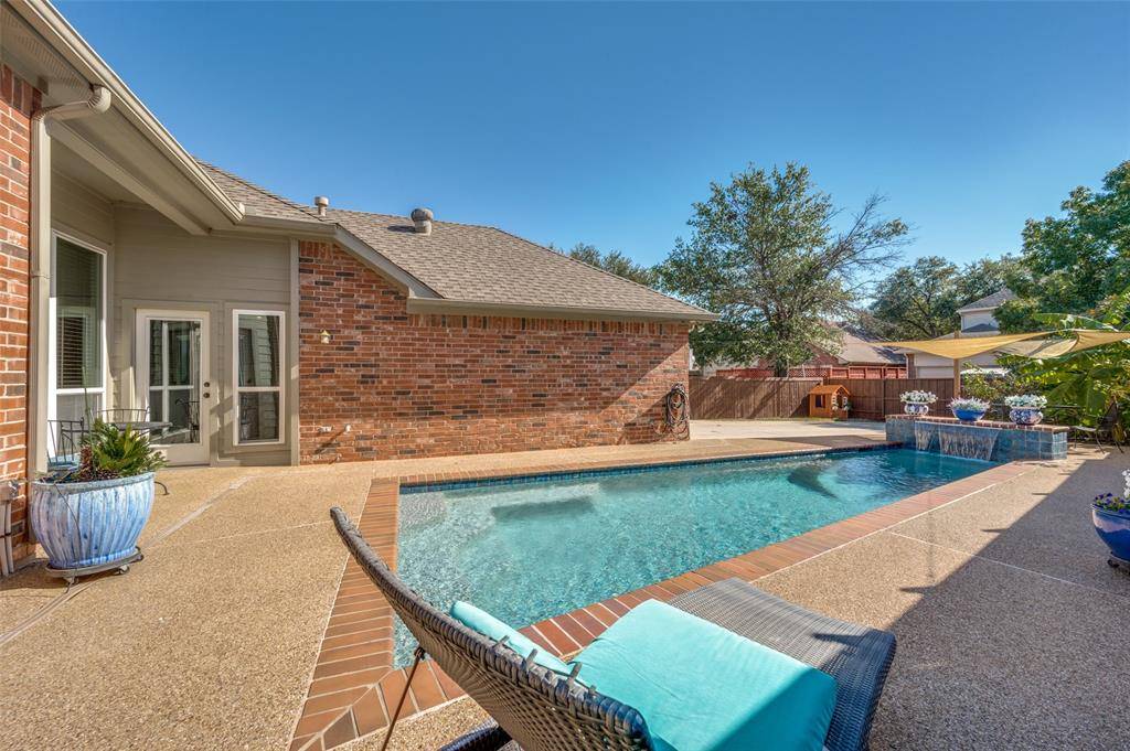 Irving, TX 75063,109 Midcrest Drive