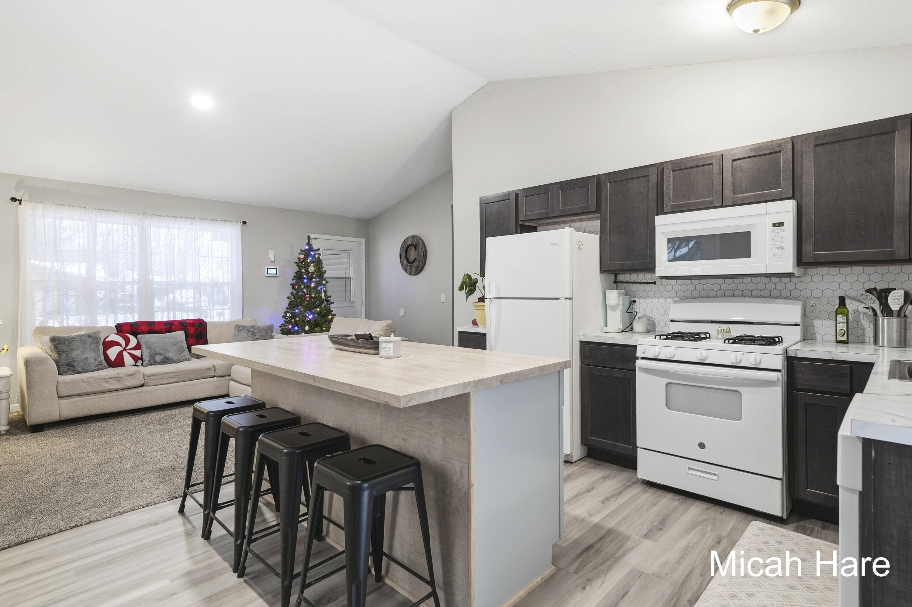 Muskegon, MI 49442,1437 Carlton ST