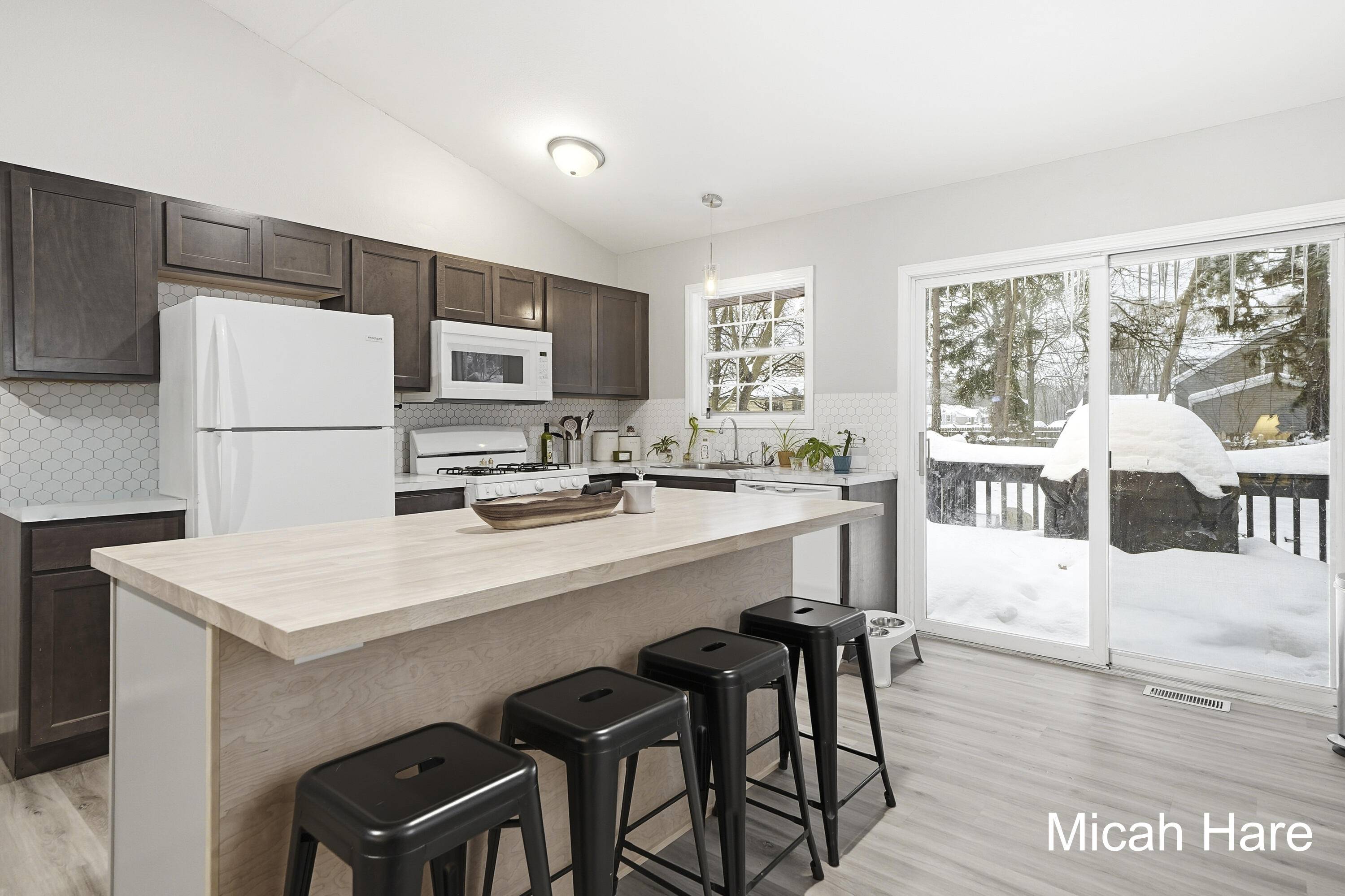 Muskegon, MI 49442,1437 Carlton ST