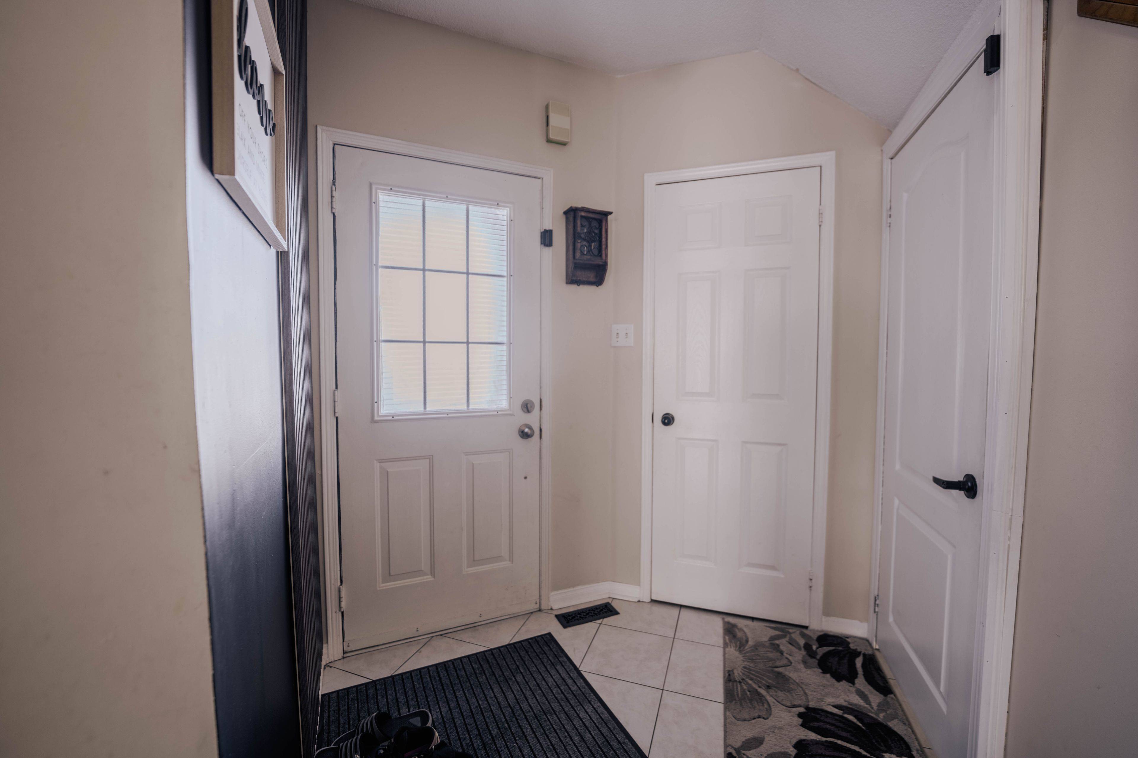 Brampton, ON L6Y 5A3,132 Lauraglen CRES