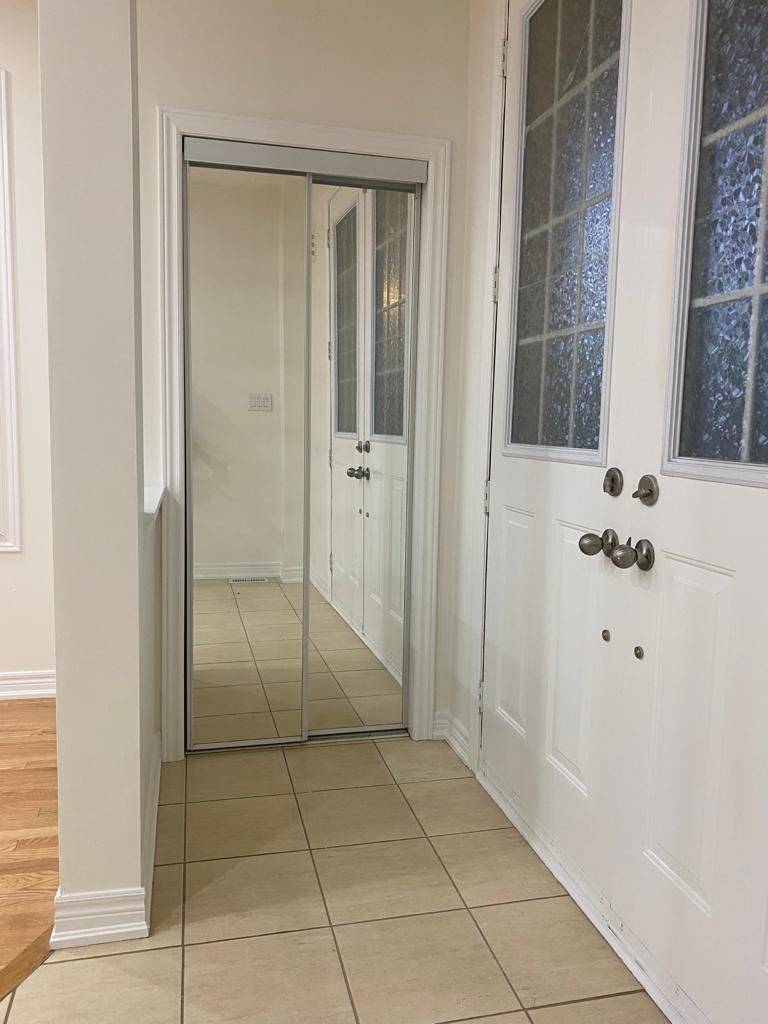 Brampton, ON L6X 5K5,61 Vezna CRES