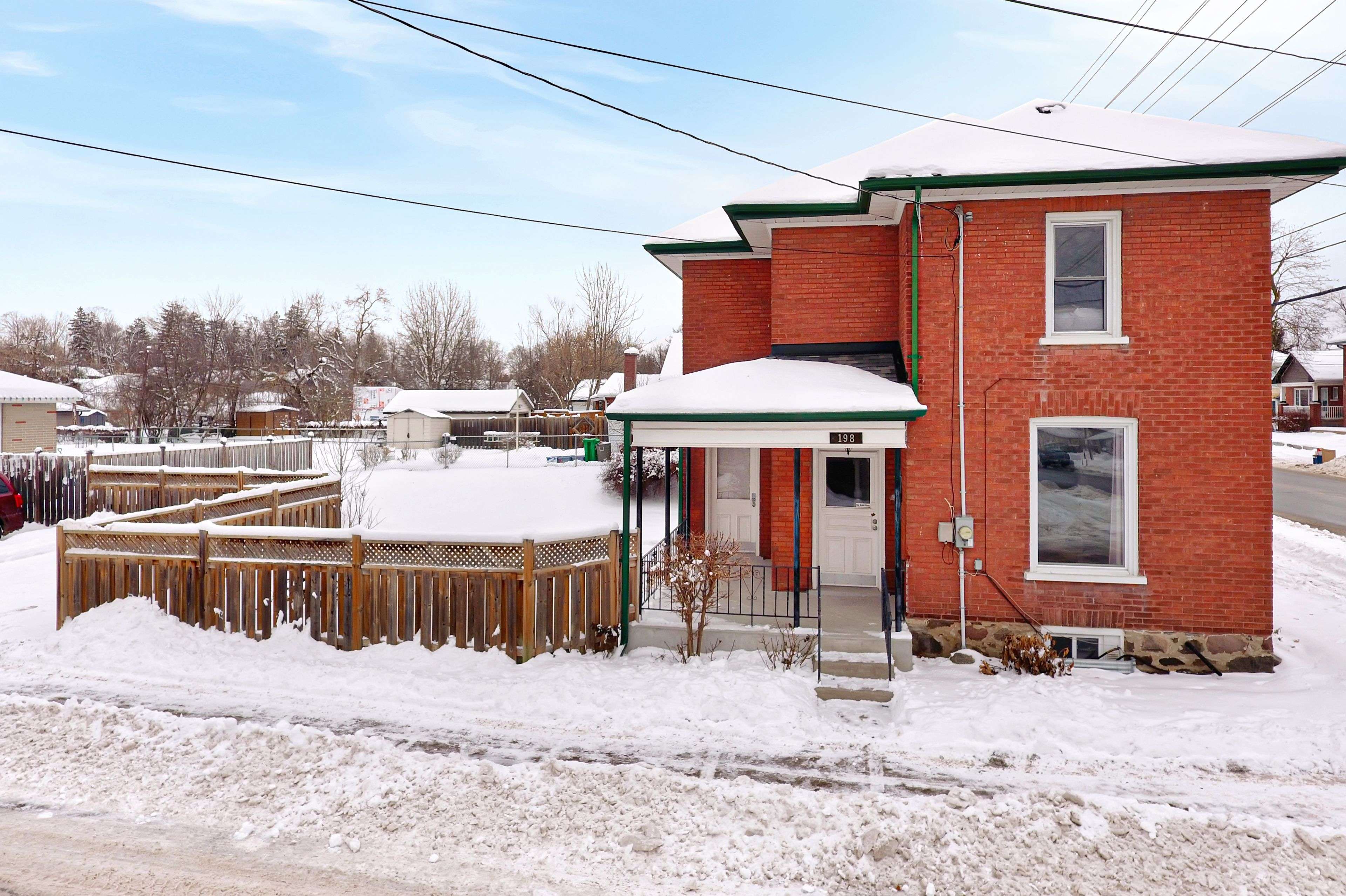 Peterborough, ON K9H 1L7,198 Hazlitt ST