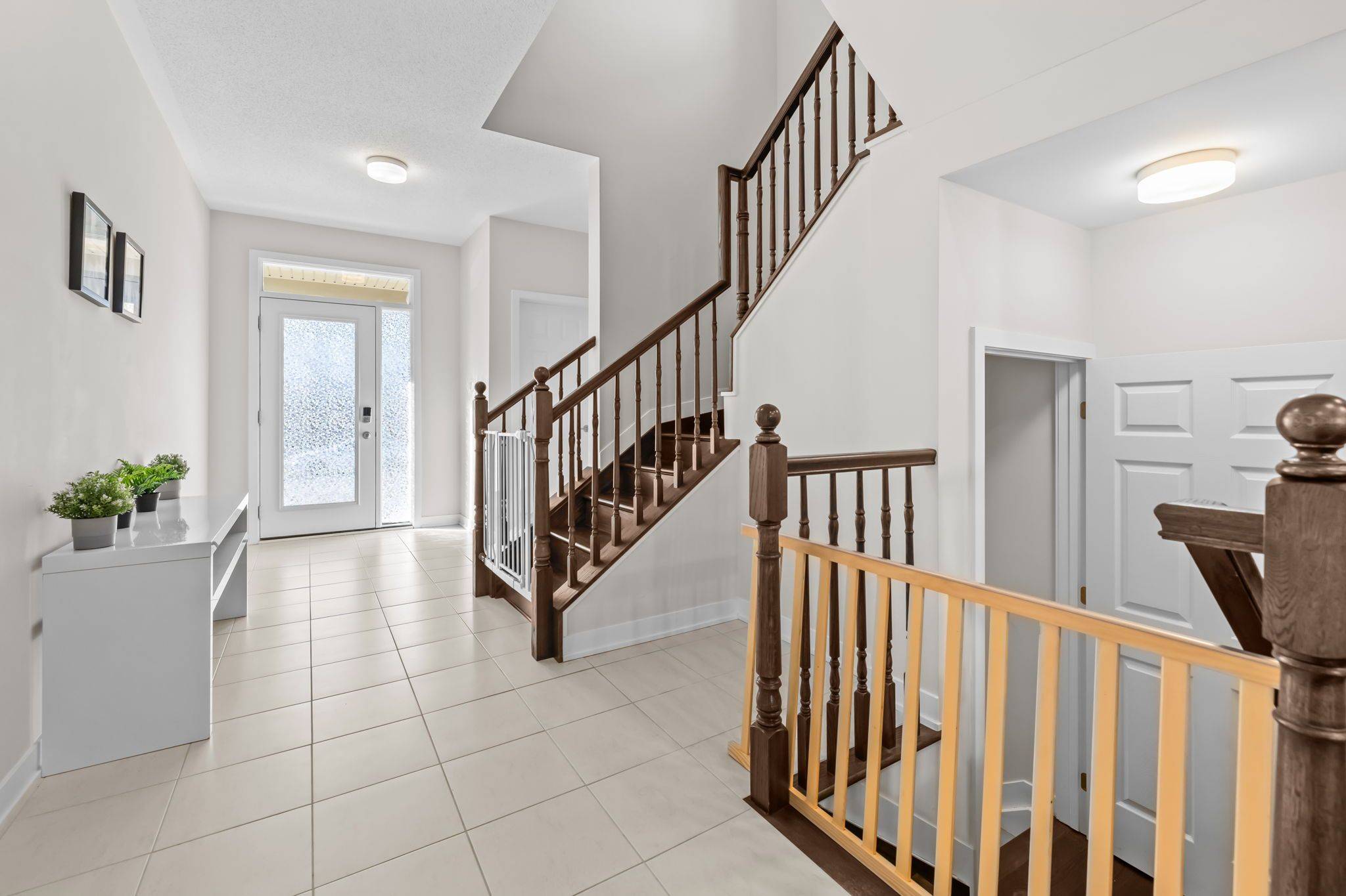 Stittsville - Munster - Richmond, ON K2S 3A7,837 Derreen AVE