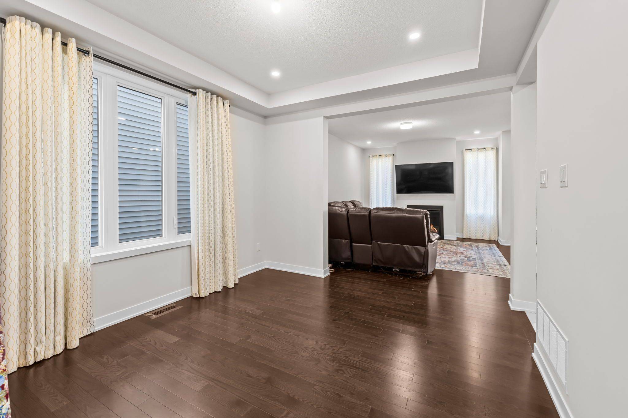 Stittsville - Munster - Richmond, ON K2S 3A7,837 Derreen AVE