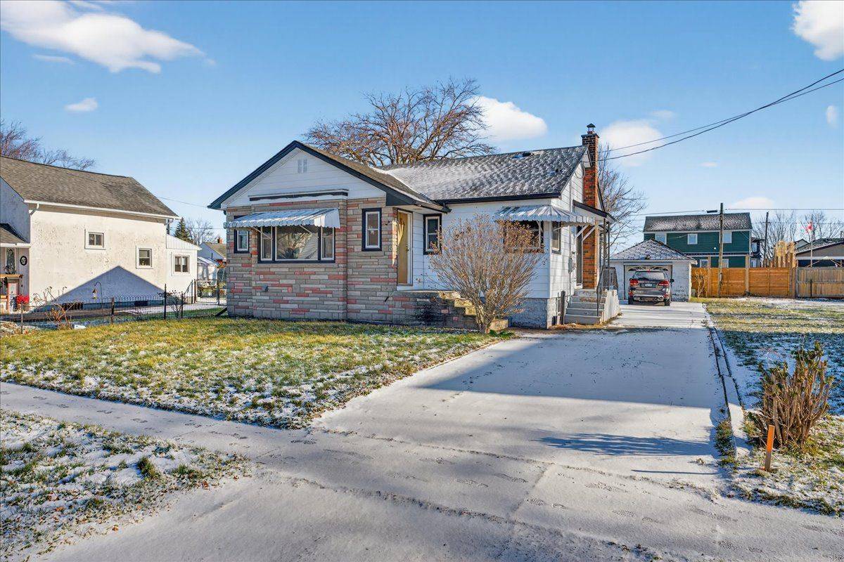 Port Colborne, ON L3K 2H7,273 Humboldt Pkwy