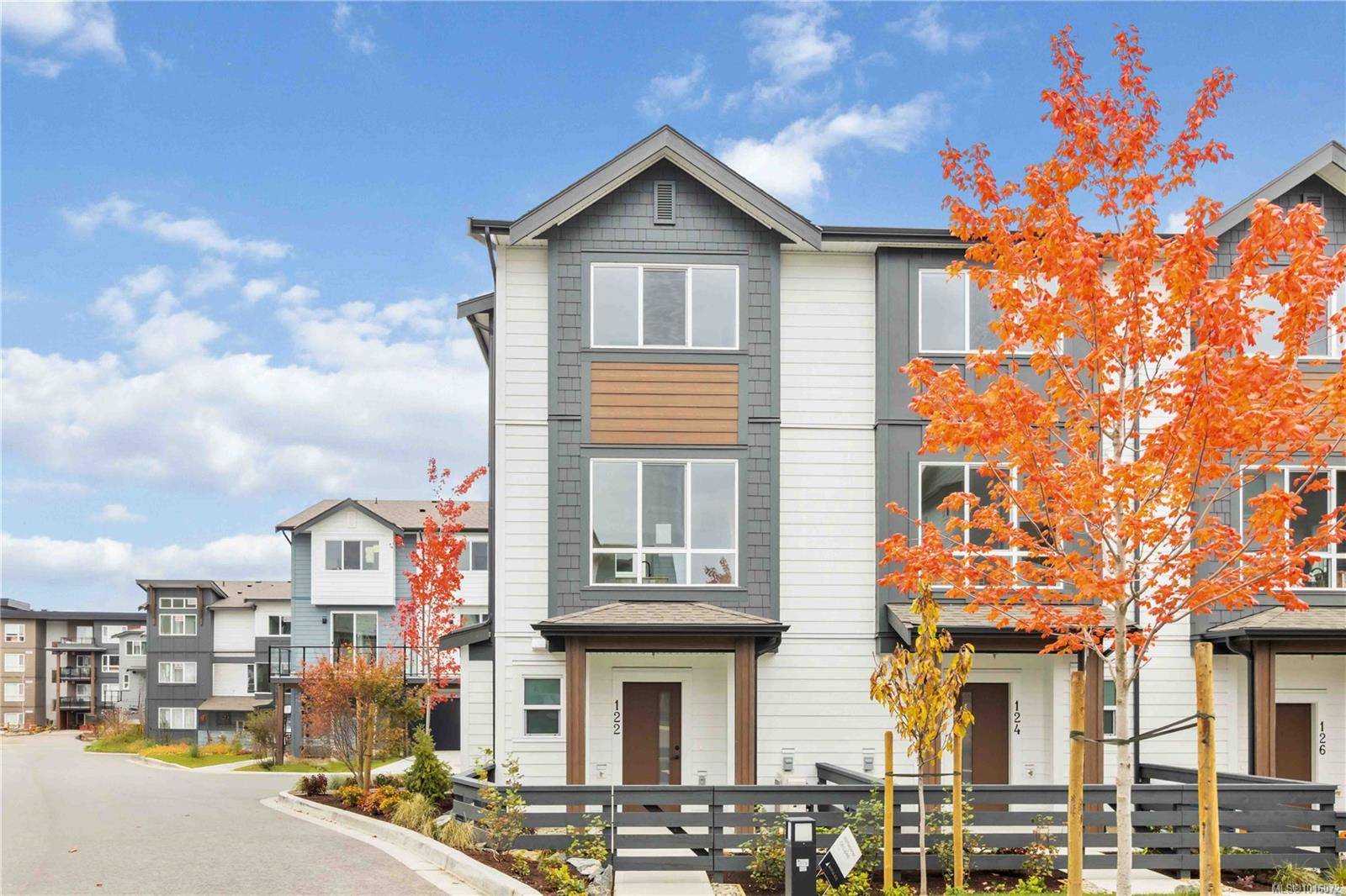 Colwood, BC V9C 0S5,368 Tradewinds Ave #122