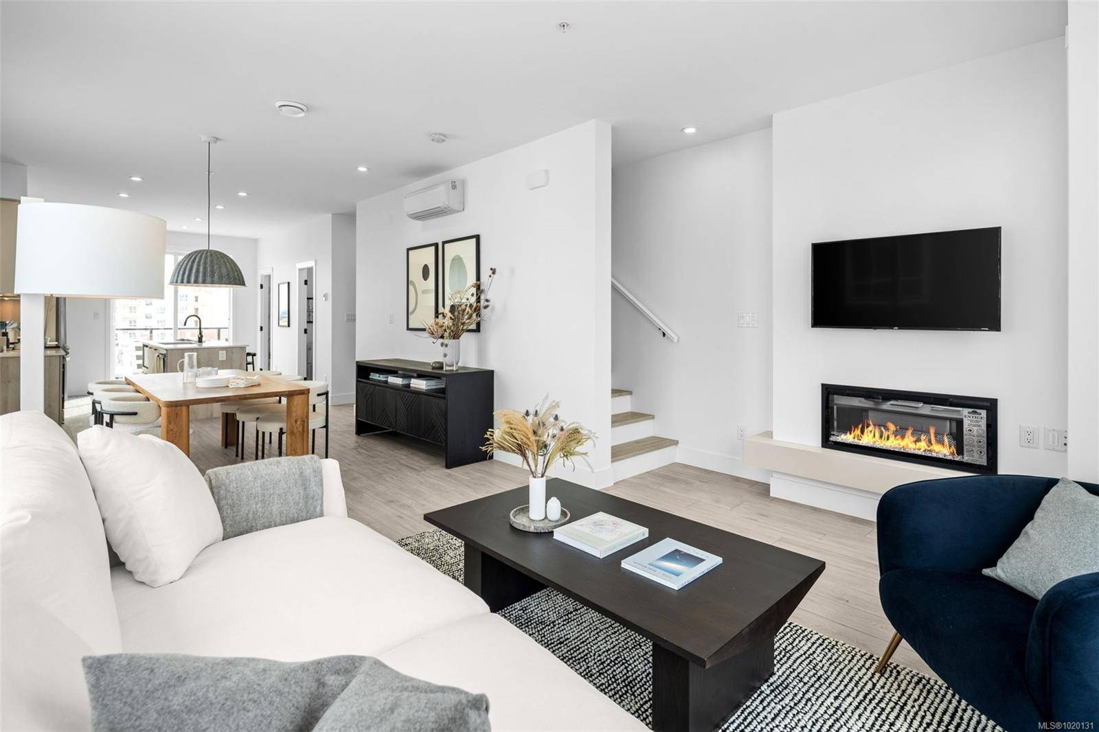 Colwood, BC V9C 0S5,368 Tradewinds Ave #121