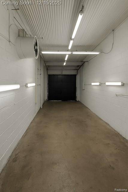 Detroit, MI 48205,14904 E 7 Mile RD