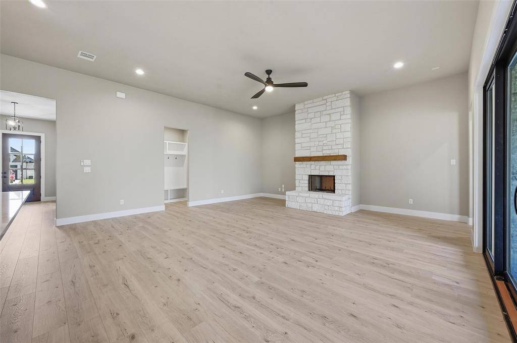 Haslet, TX 76052,610 Golden Crest