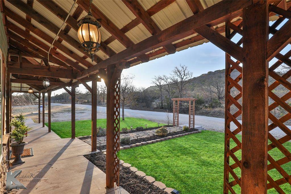 Ovalo, TX 79541,524 County Road 241