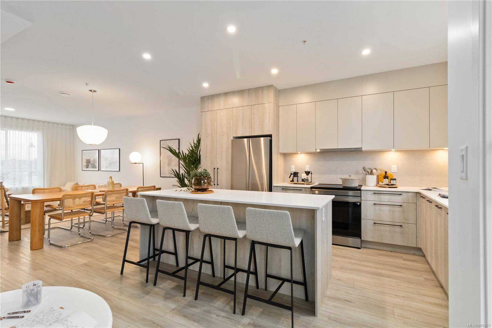 Colwood, BC V9C 0S5,368 Tradewinds Ave #113