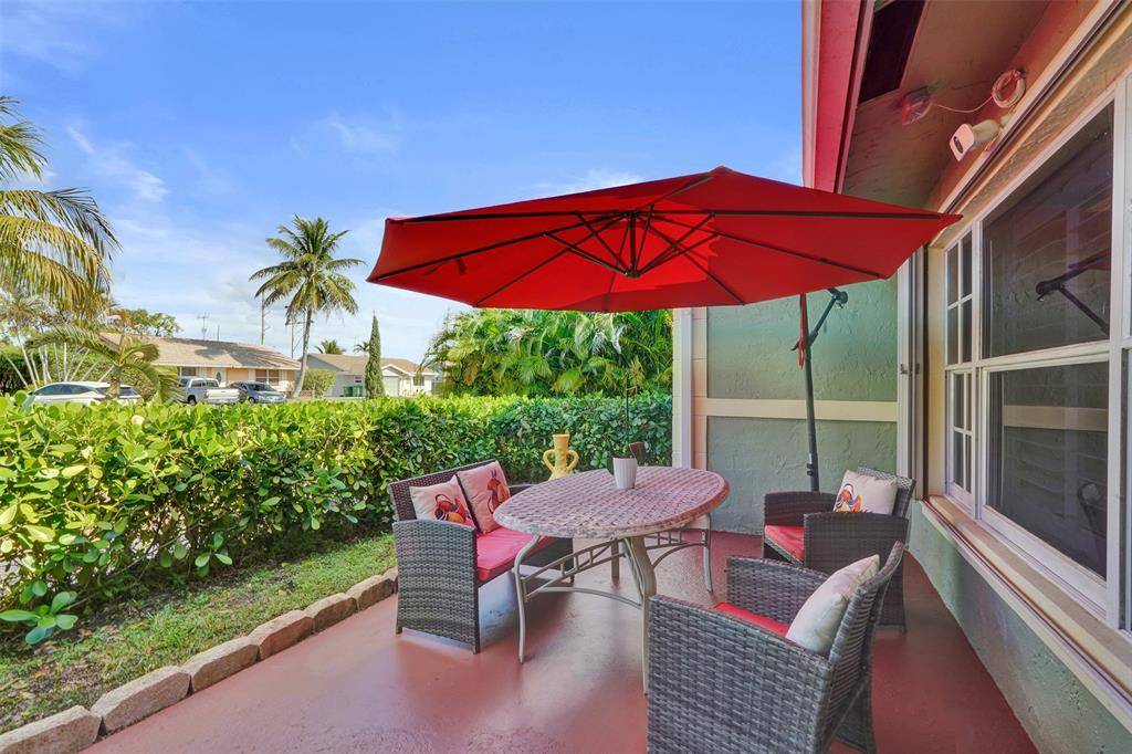 Tamarac, FL 33321,10216 NW 83rd St