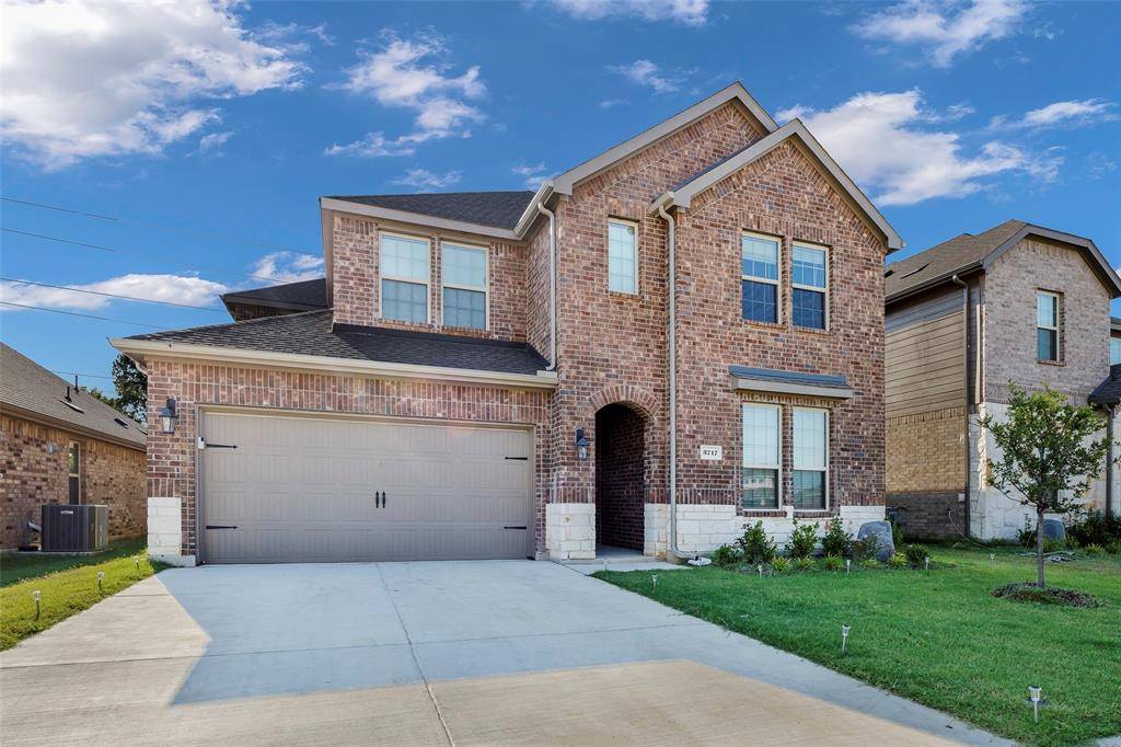 Aubrey, TX 76227,3717 Tracewood Bend